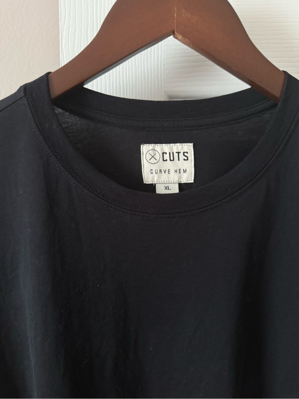 Cuts Clothing Curve Hem Crewneck T-shirt Bundle Men’ S XL Black, Green - Picture 3 of 6